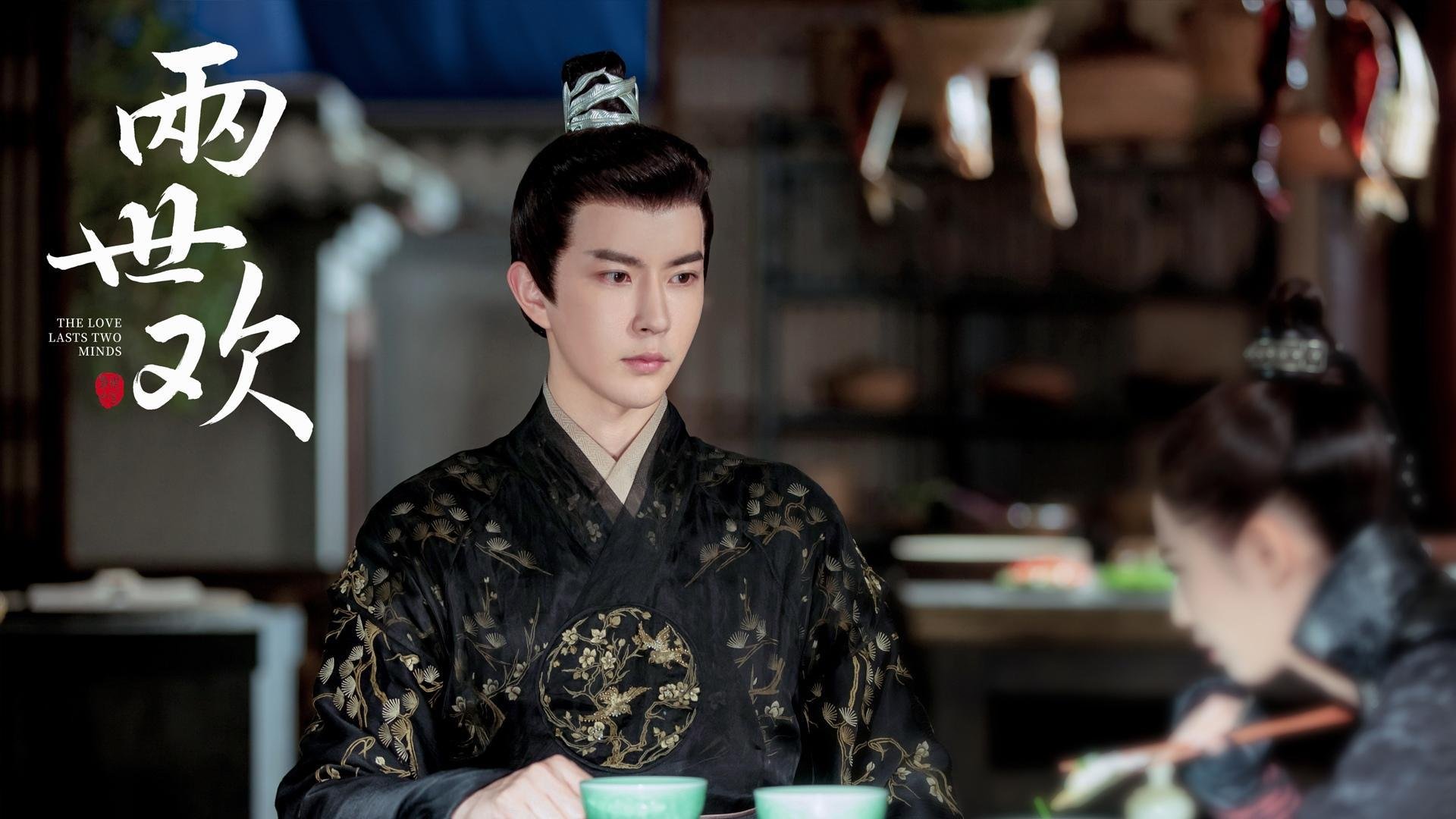 美女司仪：现场互动中的亮丽风景线，女司仪应该穿什么衣服
