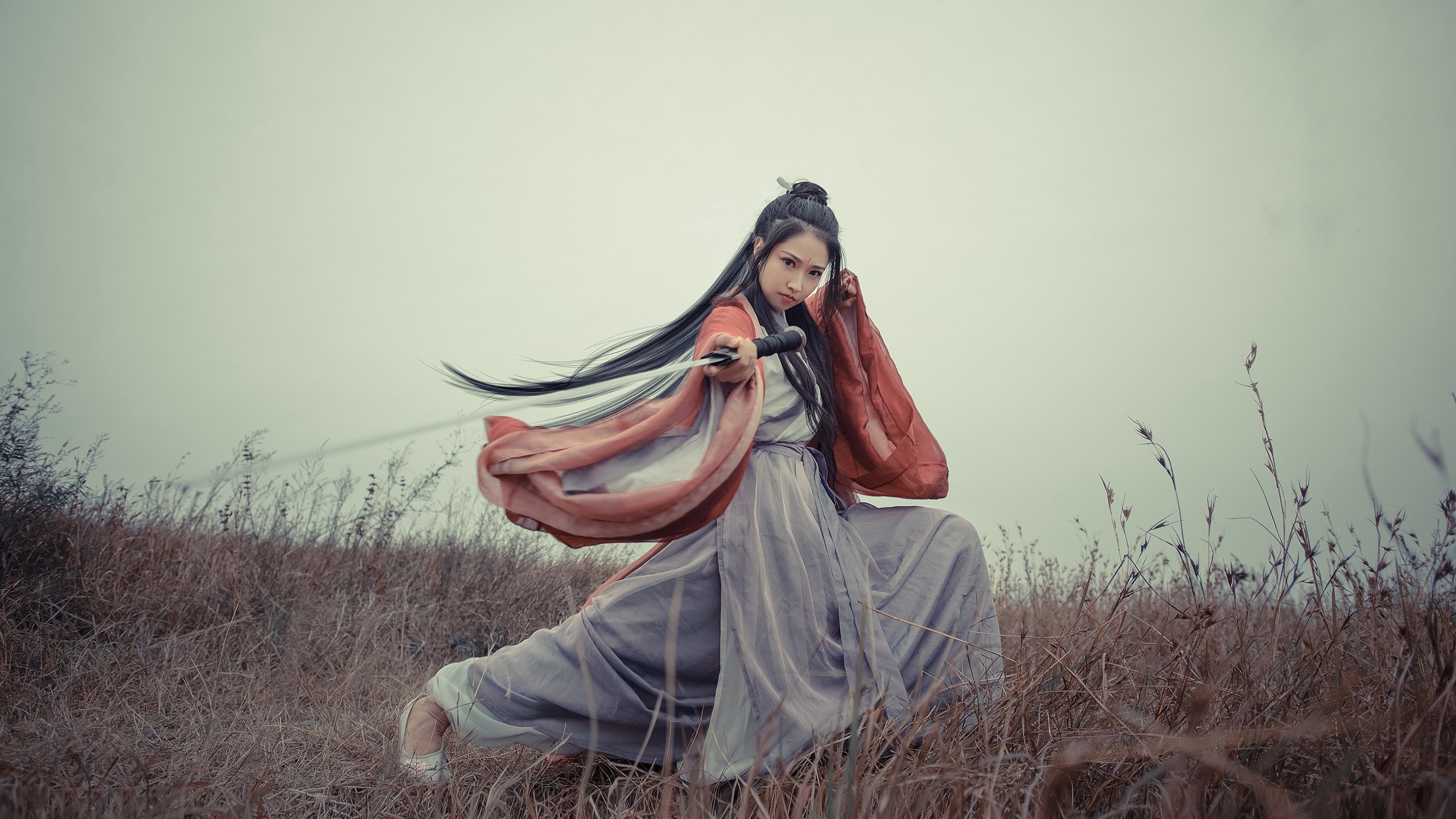 凯琳·科贝特逆境中展现坚韧精神，凯特琳贝内迪克特